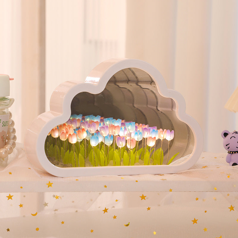 TulipGlow Lamp – LED Nachtlamp met Bloemenstijl