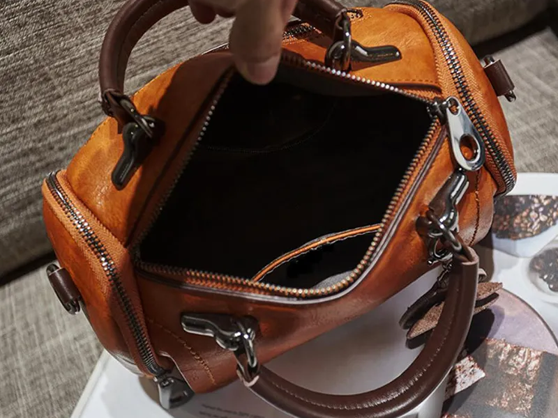 Dahlia Boston Bag – Stijlvolle Mode Must-have