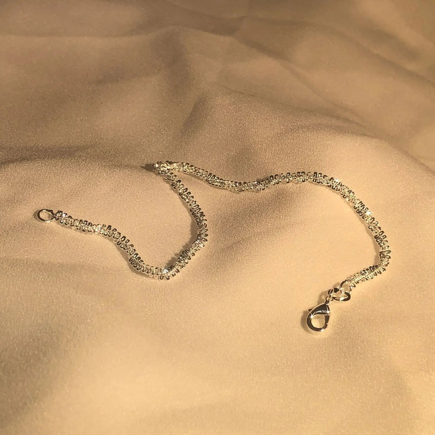 SilverFlow Bracelet – Elegante Sterling Zilveren Armband