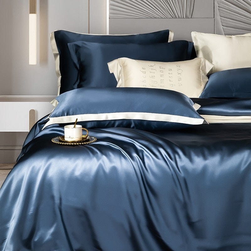 LuxLoom – Premium Moerbeizijde Beddengoed in Navy Blauw