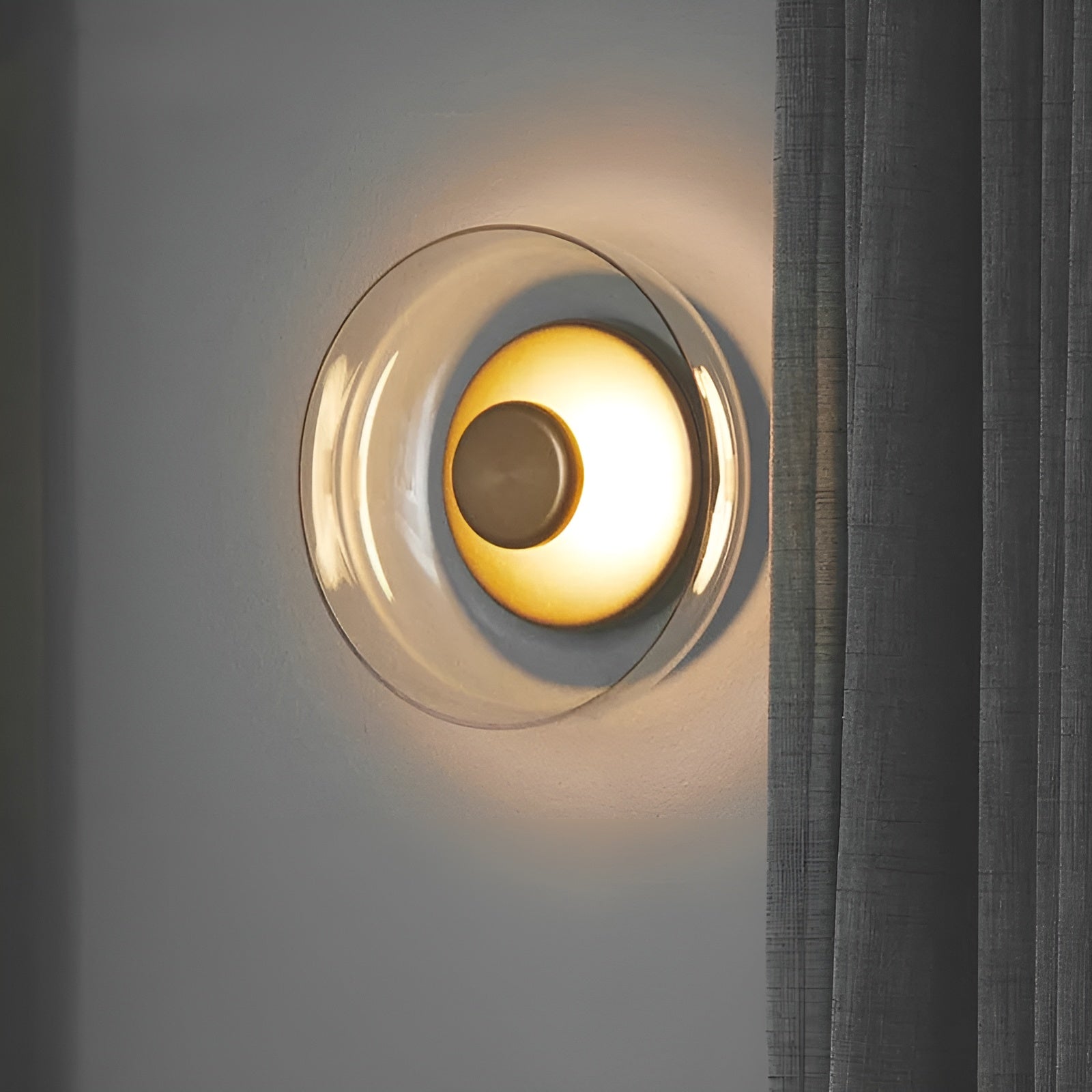 Luxe Nordic Glow - Premium LED Wandlamp met Glas en Goudaccenten