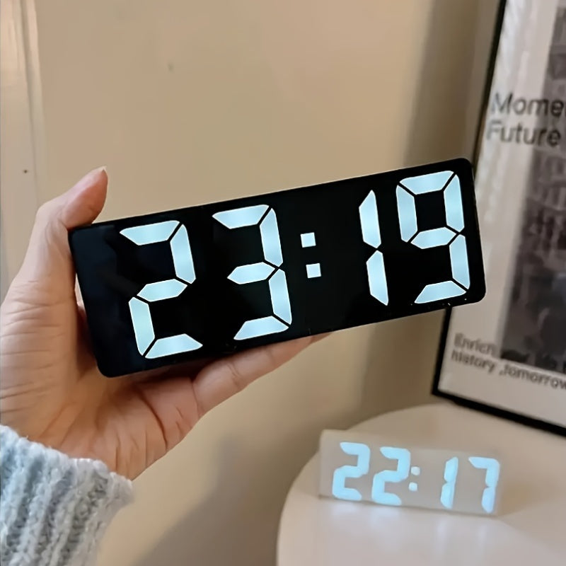 DigiGlow Clock - Moderne LED Wekker met Scherm