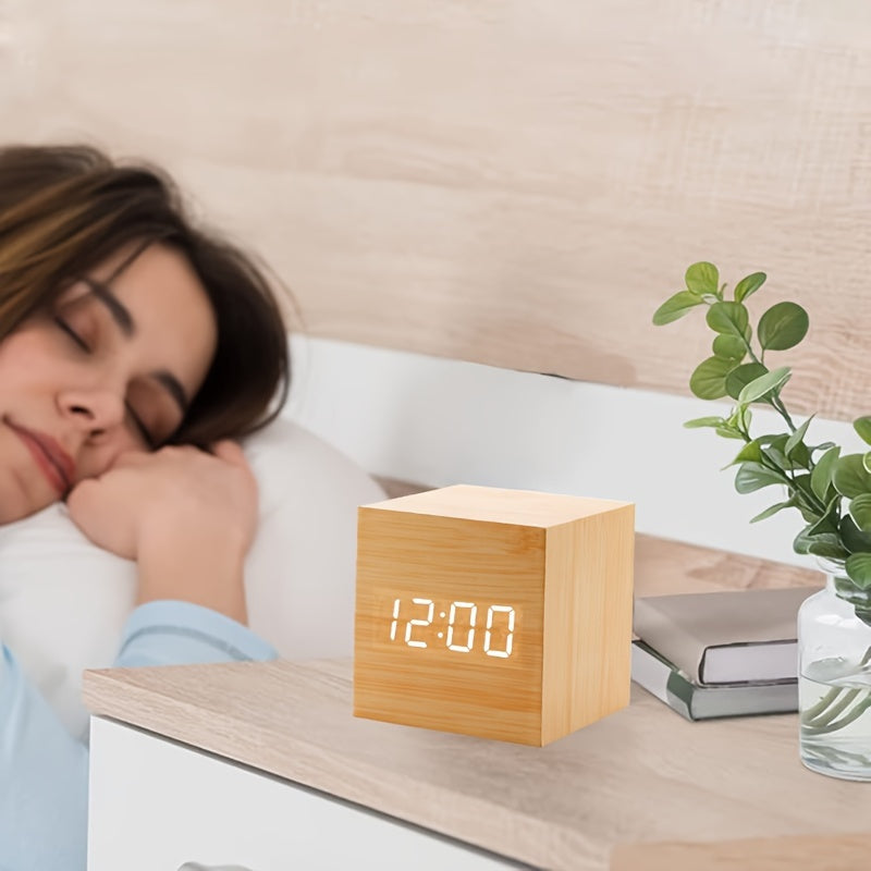WoodTime Clock – Stijlvolle Houten Wekker met LED Display