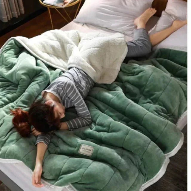 Finley - Luxe Fluweelachtige Fleece Deken voor Warme Avonden