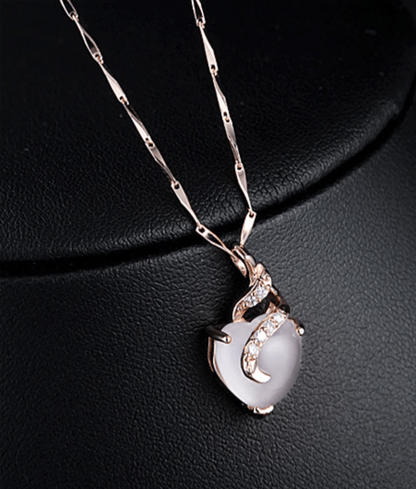 OpalHeart - Elegante Hartvormige Ketting van Calista