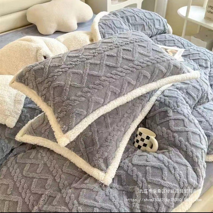 LuxeLoom Dekbed - Luxueus Flanellen Dekbed voor Ultieme Warmte en Comfort