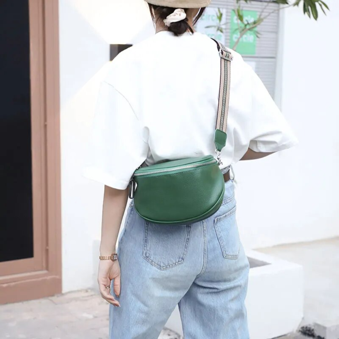 Lucy LeatherBag – Trendy en Schattige Leren Zadeltas