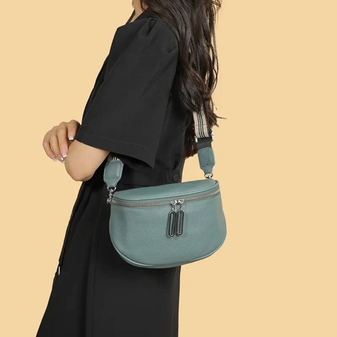 Lucy LeatherBag – Trendy en Schattige Leren Zadeltas
