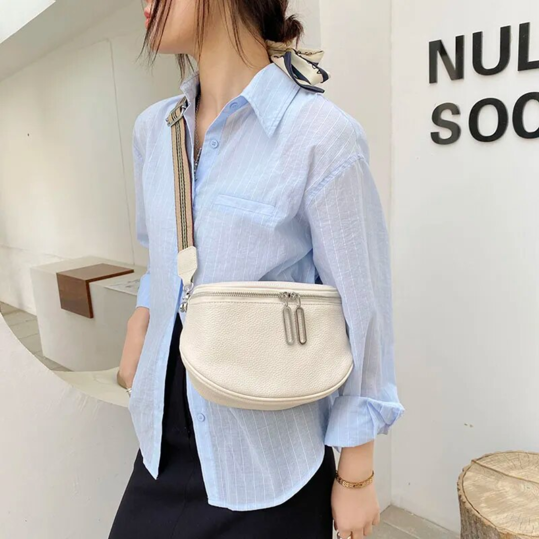 Lucy LeatherBag – Trendy en Schattige Leren Zadeltas