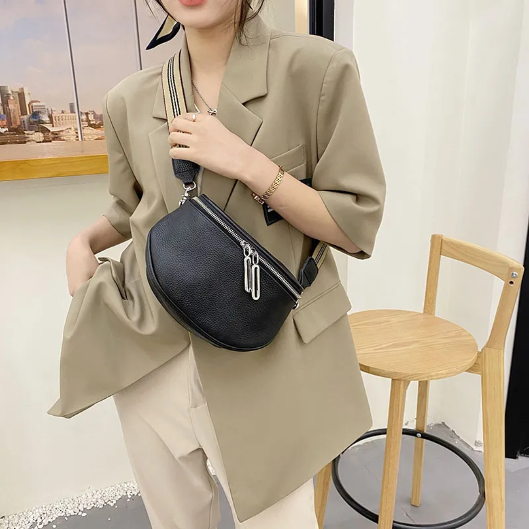 Lucy LeatherBag – Trendy en Schattige Leren Zadeltas