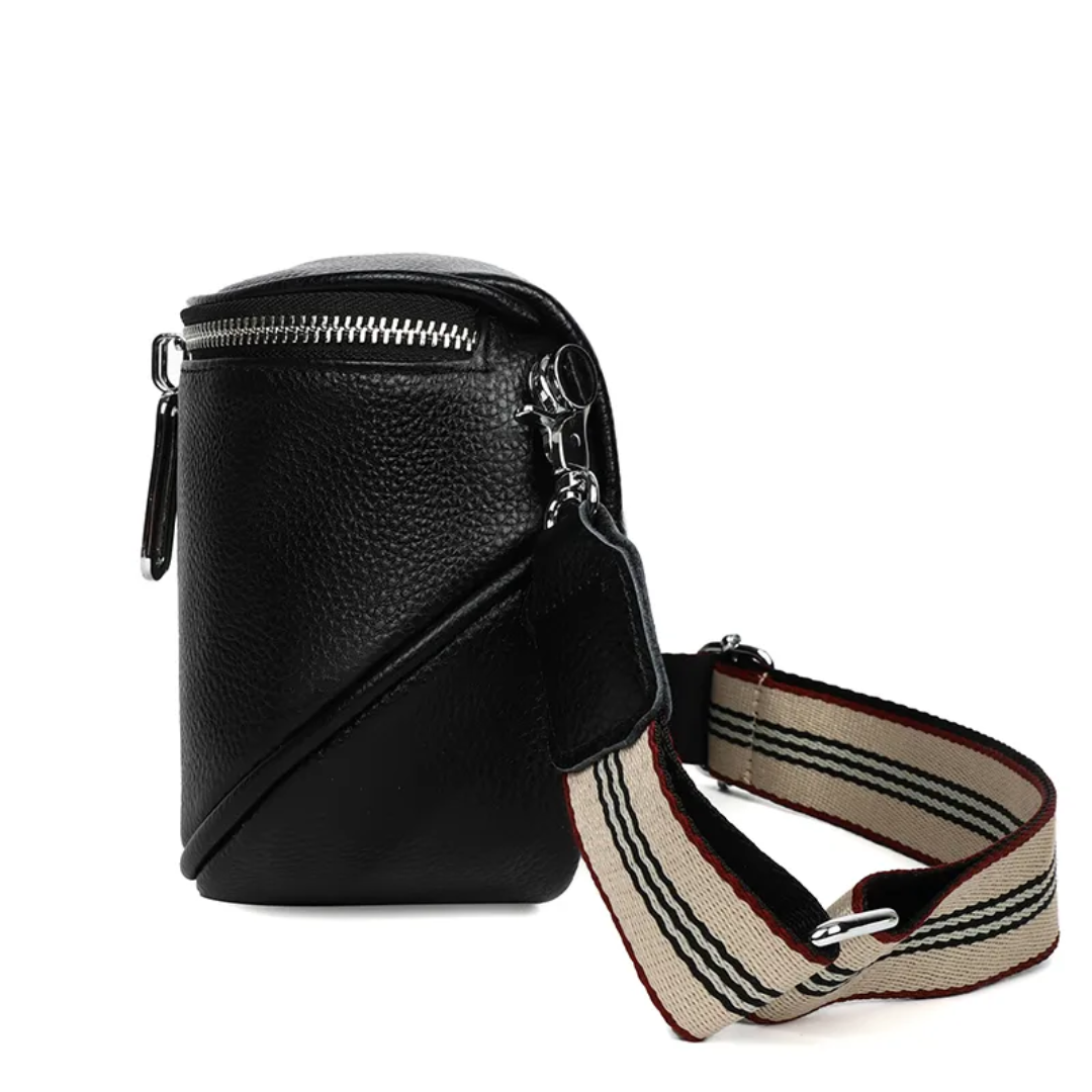 Lucy LeatherBag – Trendy en Schattige Leren Zadeltas