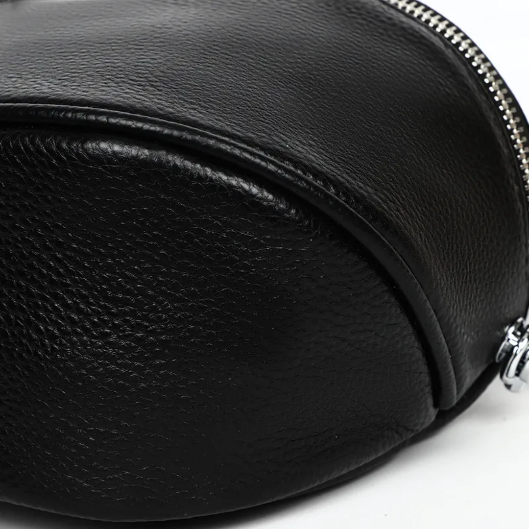 Lucy LeatherBag – Trendy en Schattige Leren Zadeltas