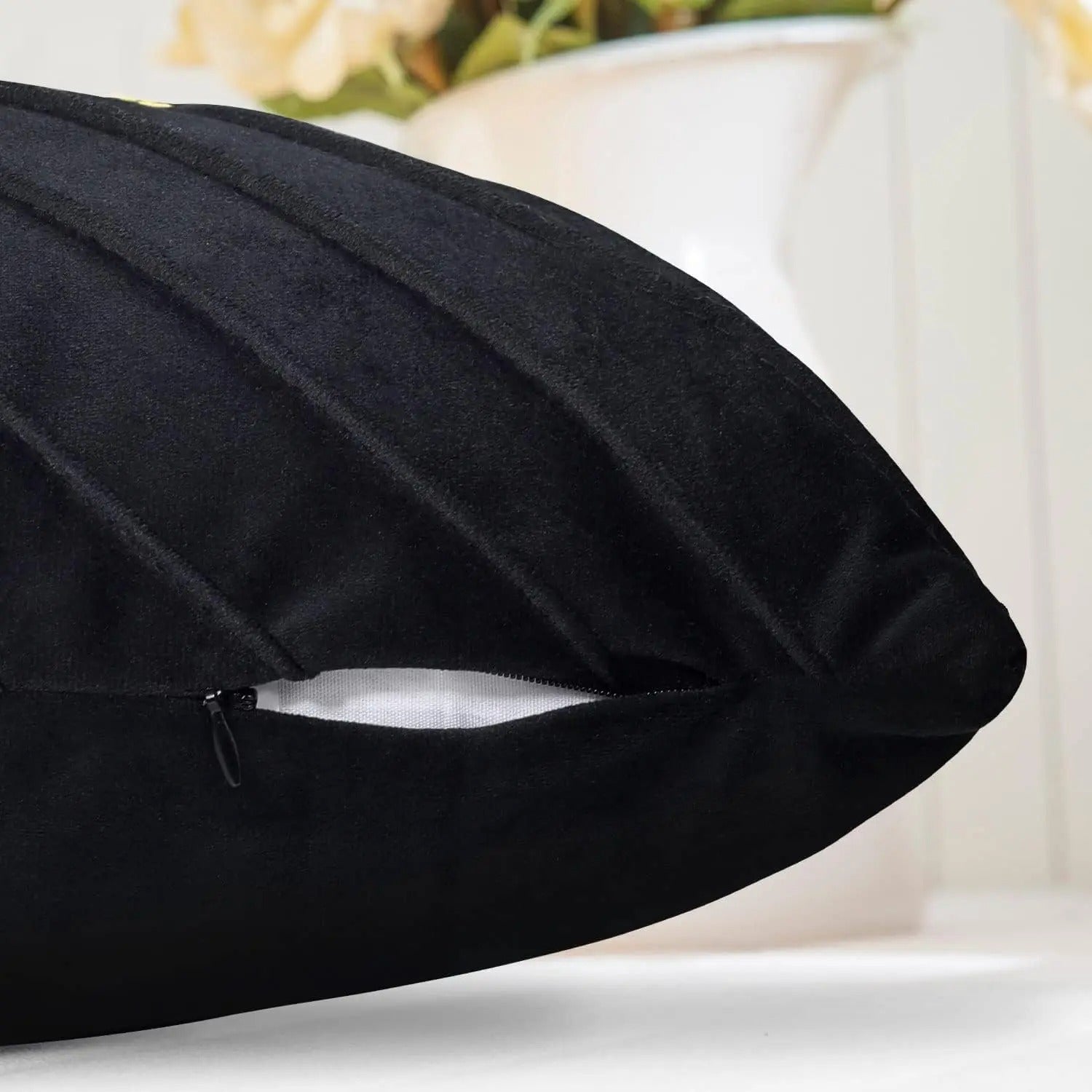 Noir Élégance Kussenhoes - Luxe Fluwelen Kussenhoes met Gouden Pailletten - Verfijn Uw Interieur