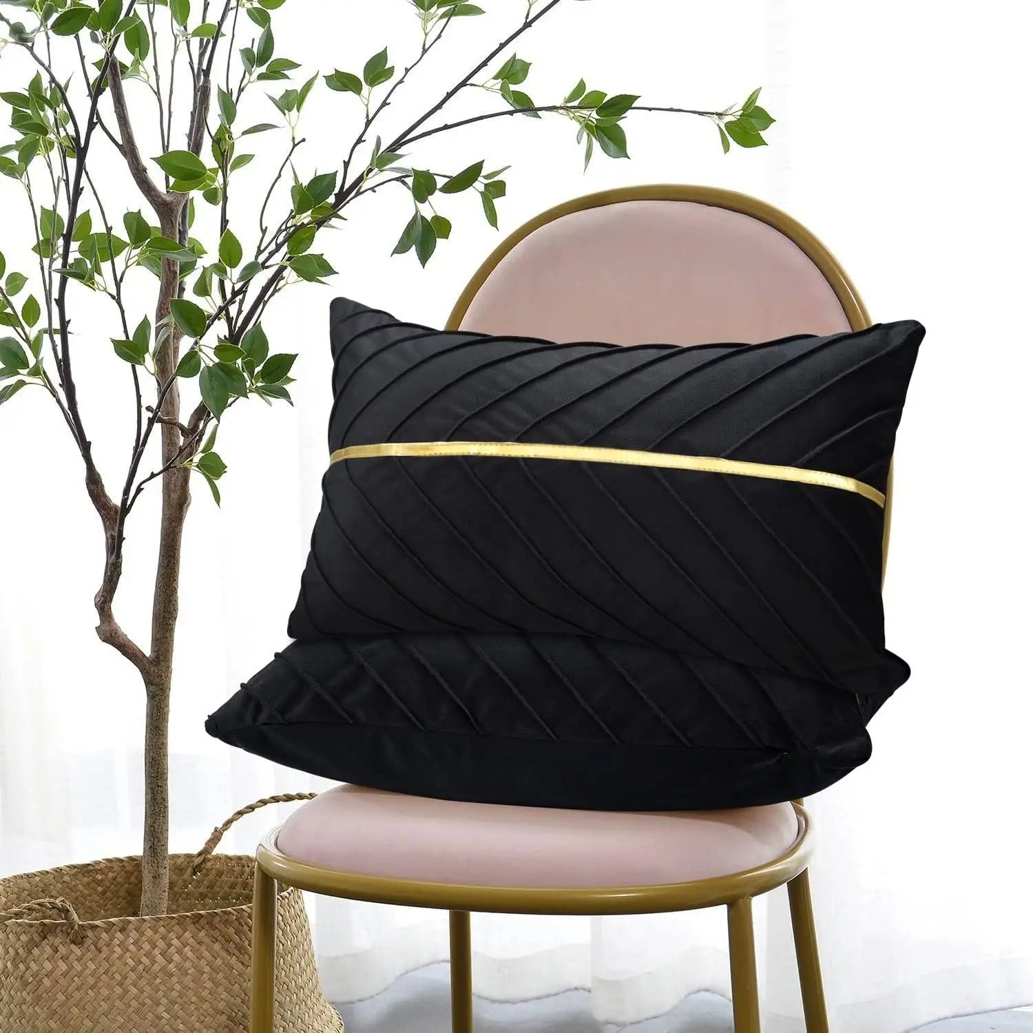 Noir Élégance Kussenhoes - Luxe Fluwelen Kussenhoes met Gouden Pailletten - Verfijn Uw Interieur