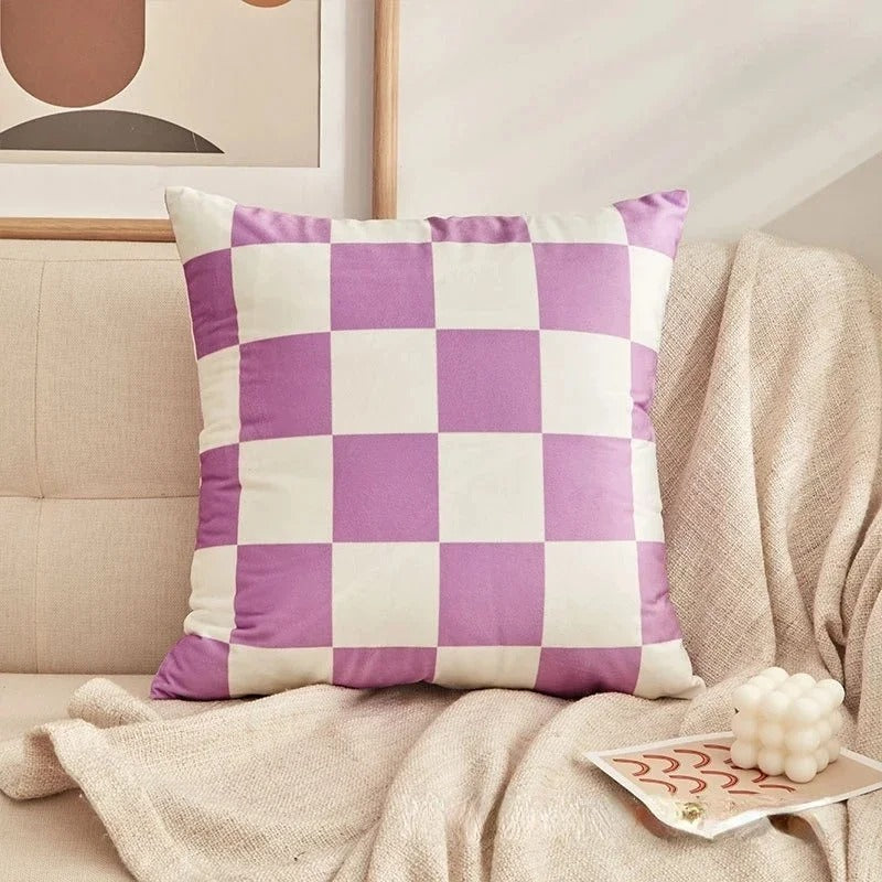 Stijlvol Ruitjeskussen – Trendy Must-Have voor een Luxe Interieur