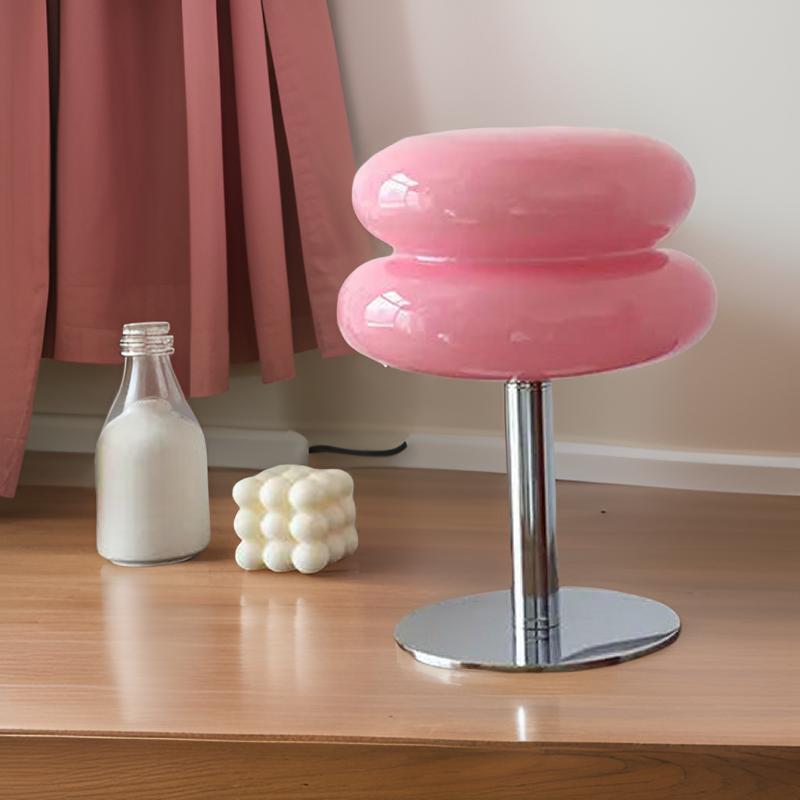 Verner Panton Iconische Tafellamp - Elegantie en Functionaliteit