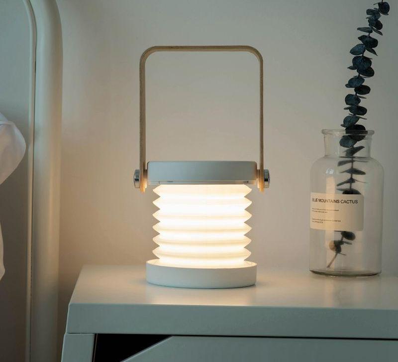 CompactGlow Lantern – Draagbare en Opvouwbare Verlichting