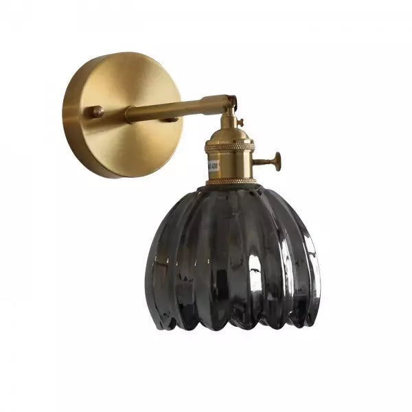 RetroLume – Tulpenvormige Glazen Wandlamp met Vintage Charme