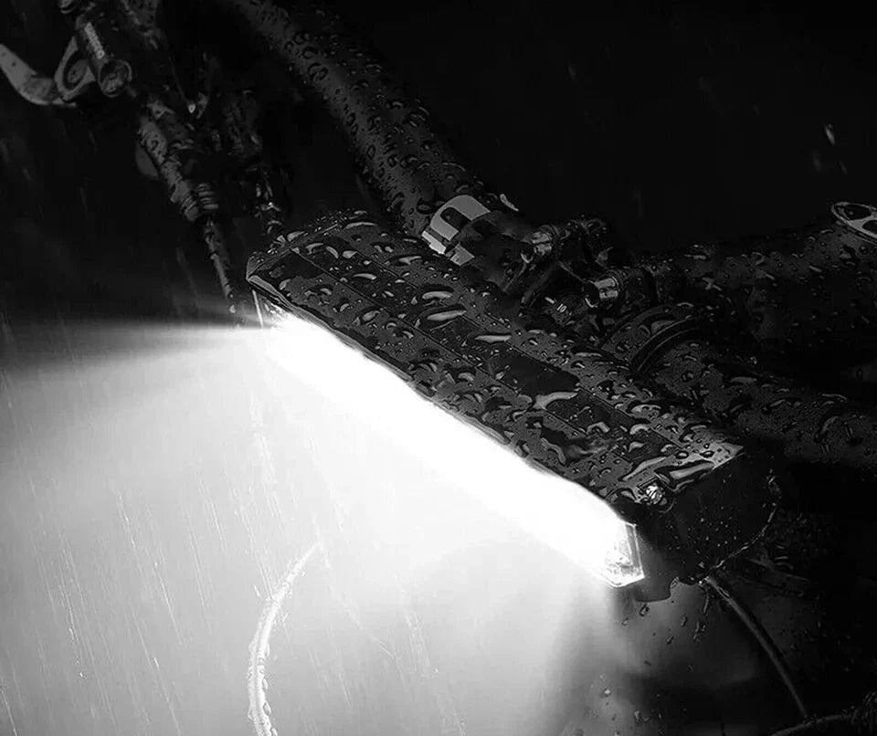LichtFiets - Verstelbaar LED Fietslicht voor Veilig Fietsen
