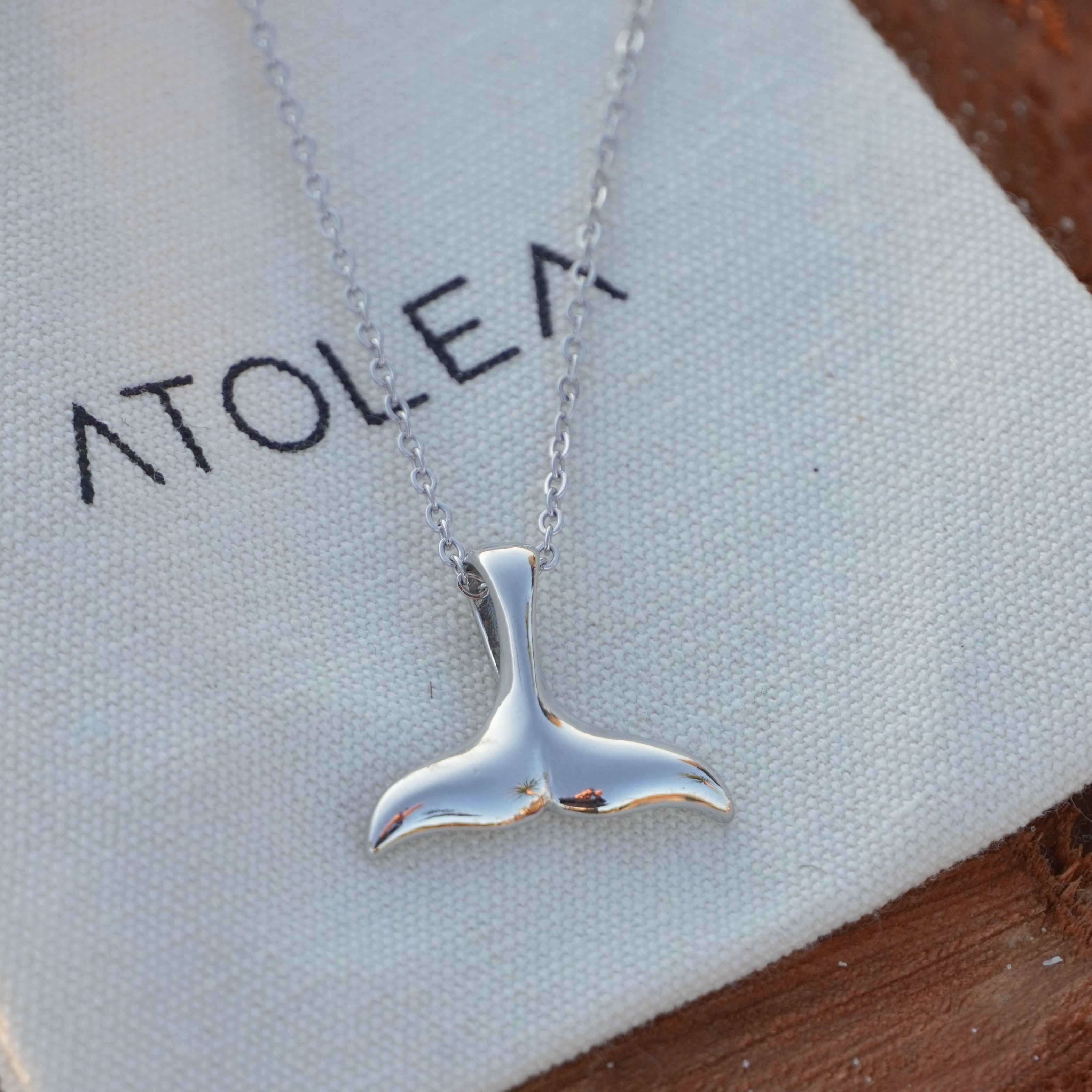 Elegante Elara Walvissenstaart Halsketting