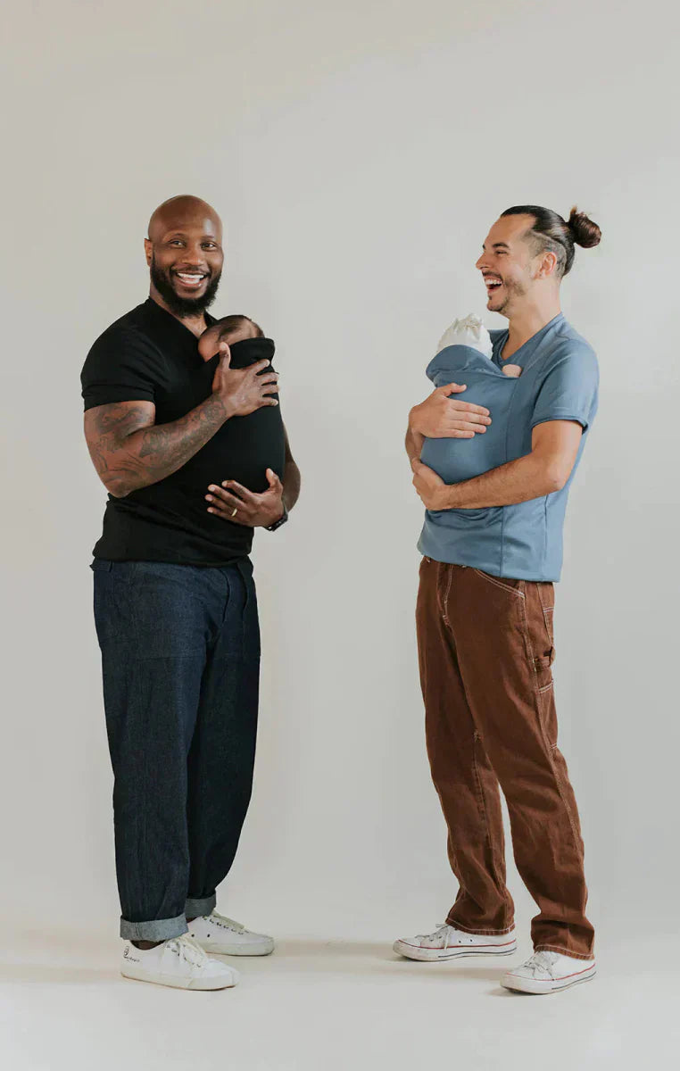 Premium Baby T-shirt Draagzak – Ervaar Stijl en Comfort in Één