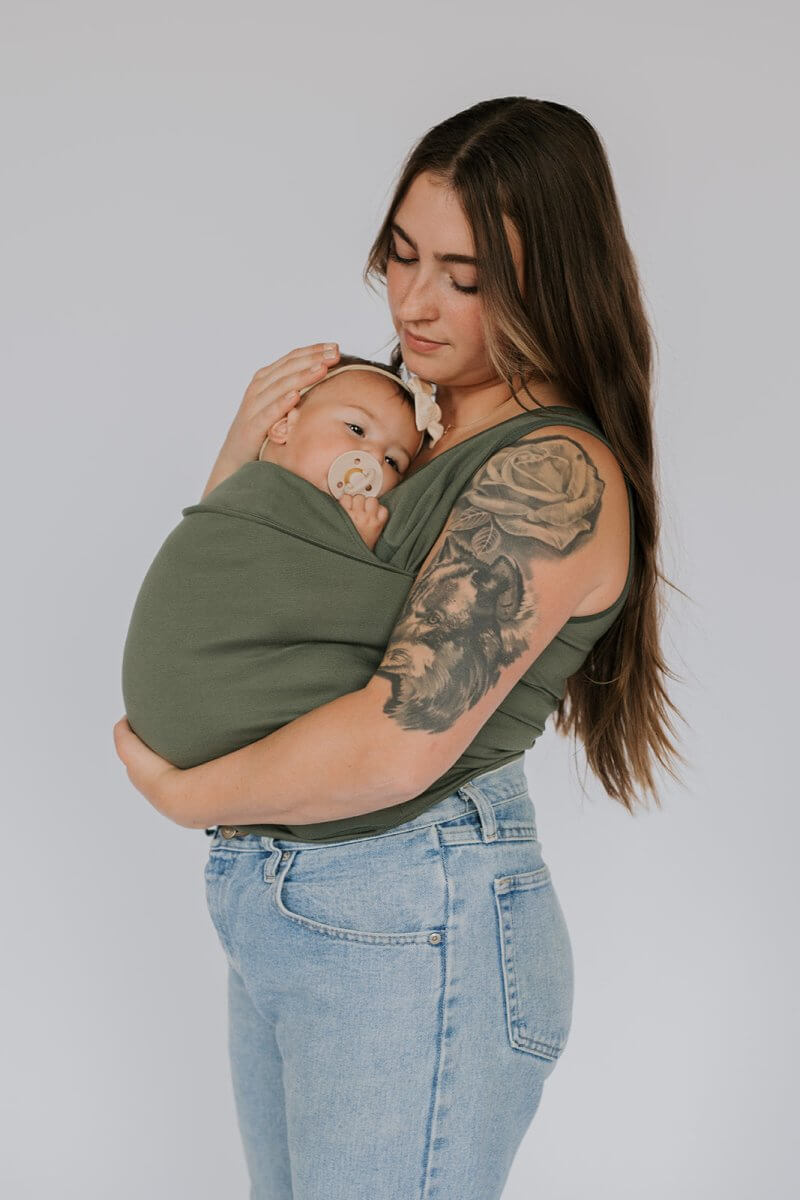 Premium Baby T-shirt Draagzak – Ervaar Stijl en Comfort in Één