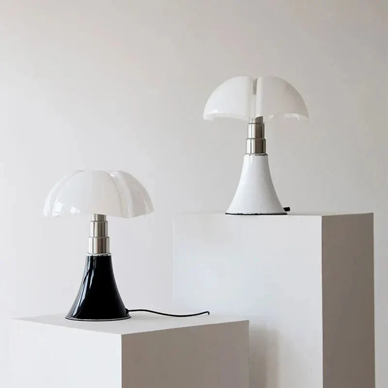 FloraLuxe - Elegante Bloemen Tafellamp voor Interieur