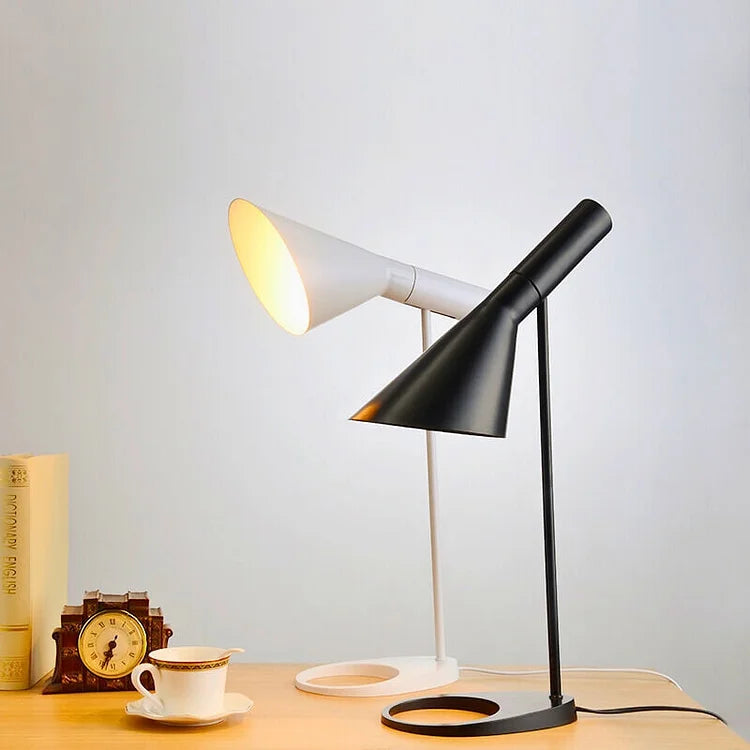 LumiMinimal Table - Elegante LED Tafellamp voor Modern Interieur