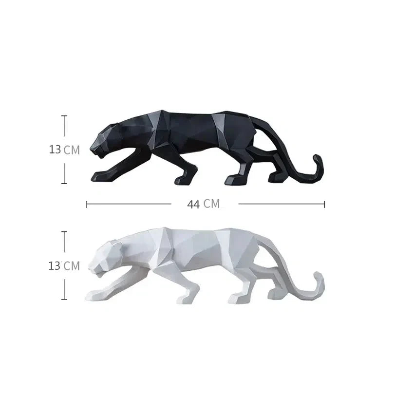PantherSculpt – Strakke Zwart-Witte Panter Beelden