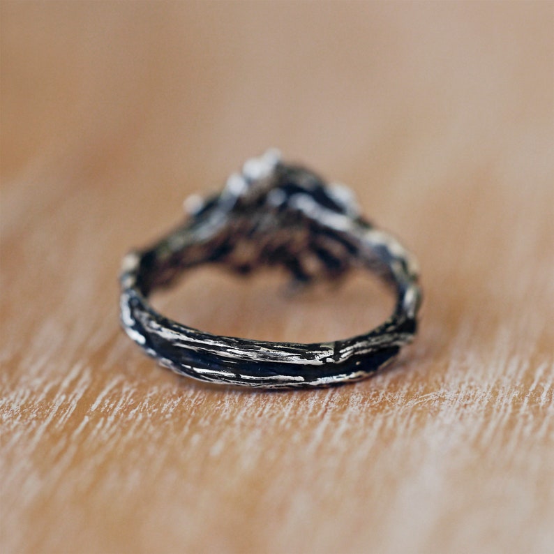 Elegante Iris Maansteen Statement Ring - Maak een Gedurfde Impressie