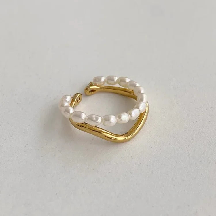 Elegante Dubbelgelaagde Gouden Ring met Stralende Zoetwaterparel - Ivy