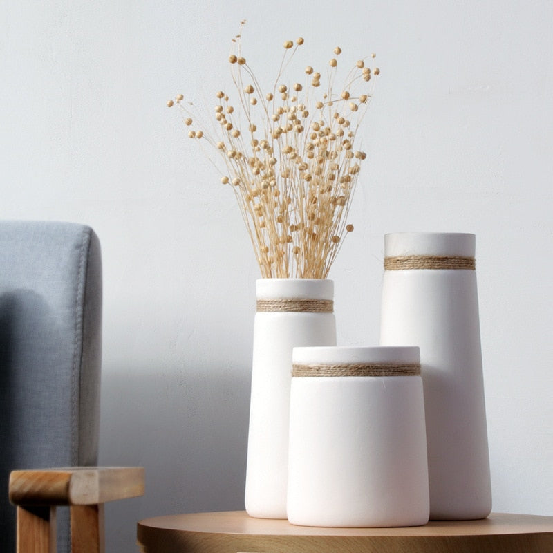 VaseÉlégant - Luxe Keramische Vaasje met Jute Accenten