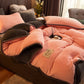 PlushHaven Luxe Fluweel Dekbedovertrekset – Kingsize Warmte & Comfort