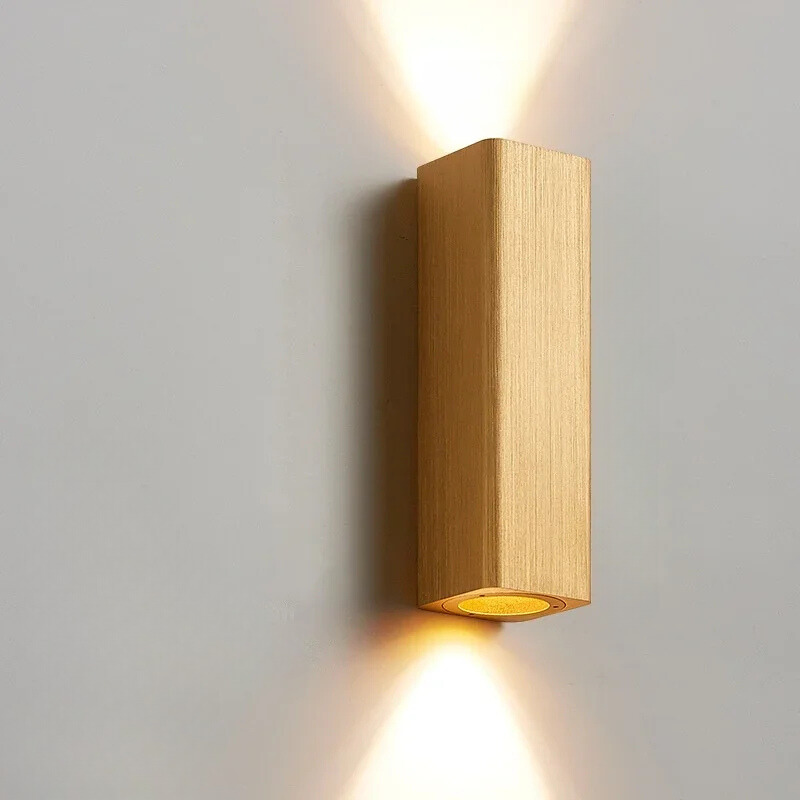 GlowLuxe - Stijlvolle LED Wandlamp voor Slaapkamer