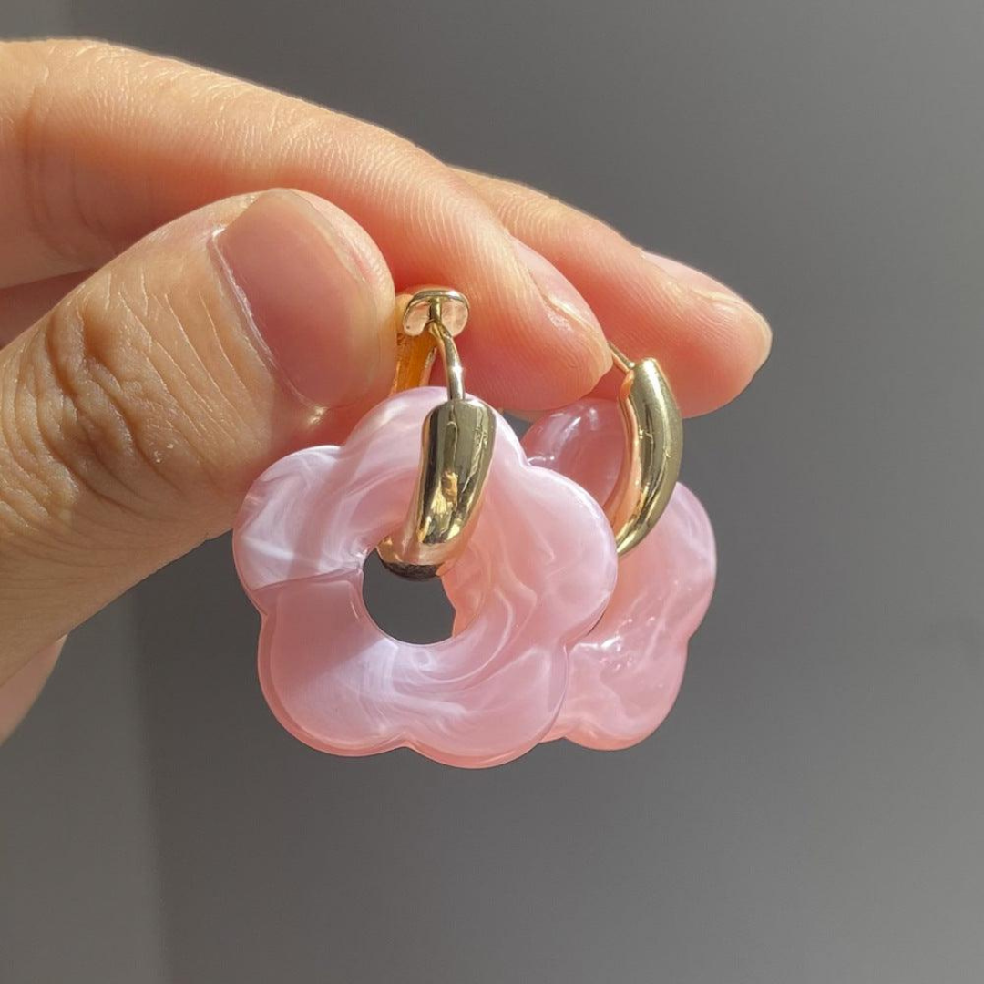 Valeria Earrings – Elegante Gouden Bloemenontwerpen
