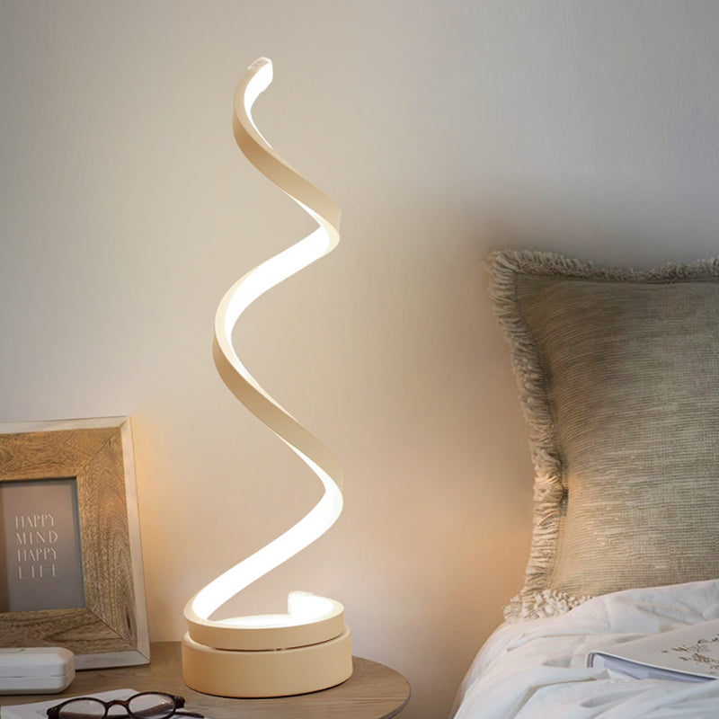 SpiraLuxe – Moderne LED Tafellamp met Spiraalontwerp