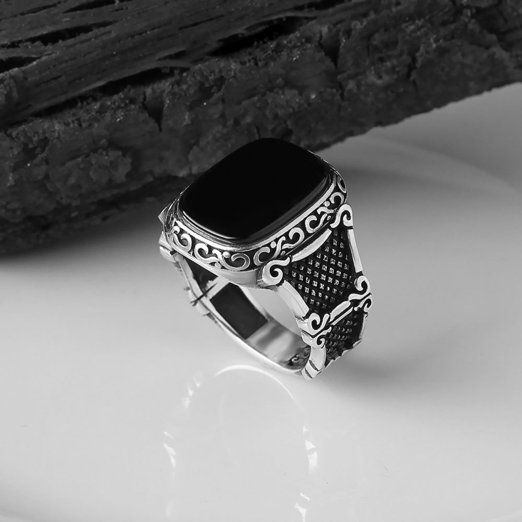 Elegante Zwarte Onyx en Zilveren Ring voor de Moderne Man - Max