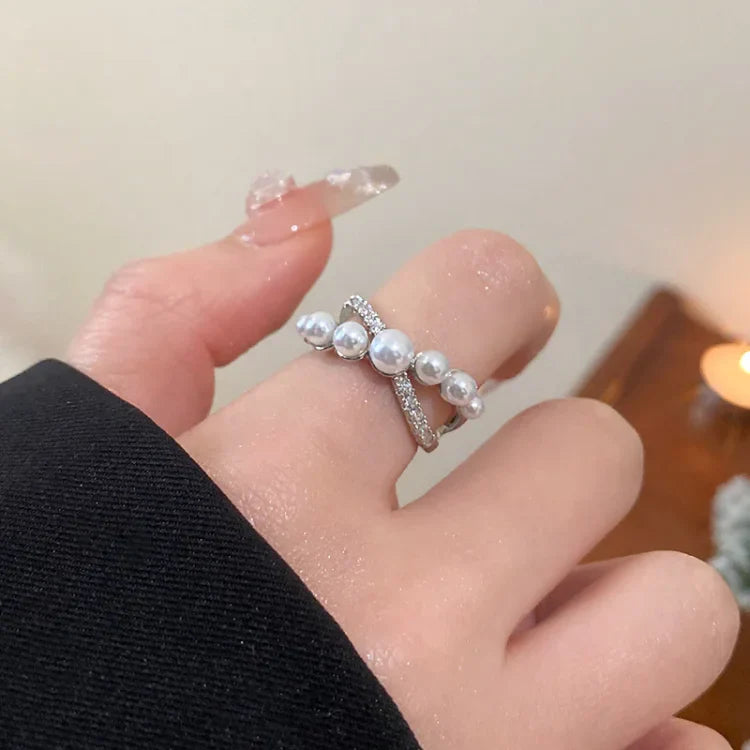Elegante Verstelbare Vintage Ring met Stralende Zirkonia en Prachtige Parel - Isadora
