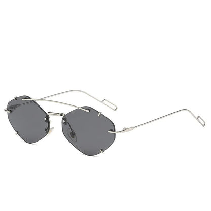 Lucia Eyewear – Trendy Randloze Zonnebril