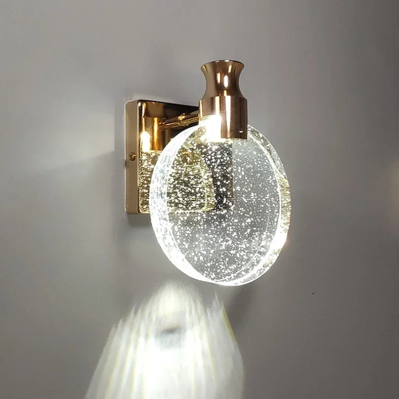 LumièreCéleste – Elegante Gouden Wandlamp voor Sfeervolle Interieurs