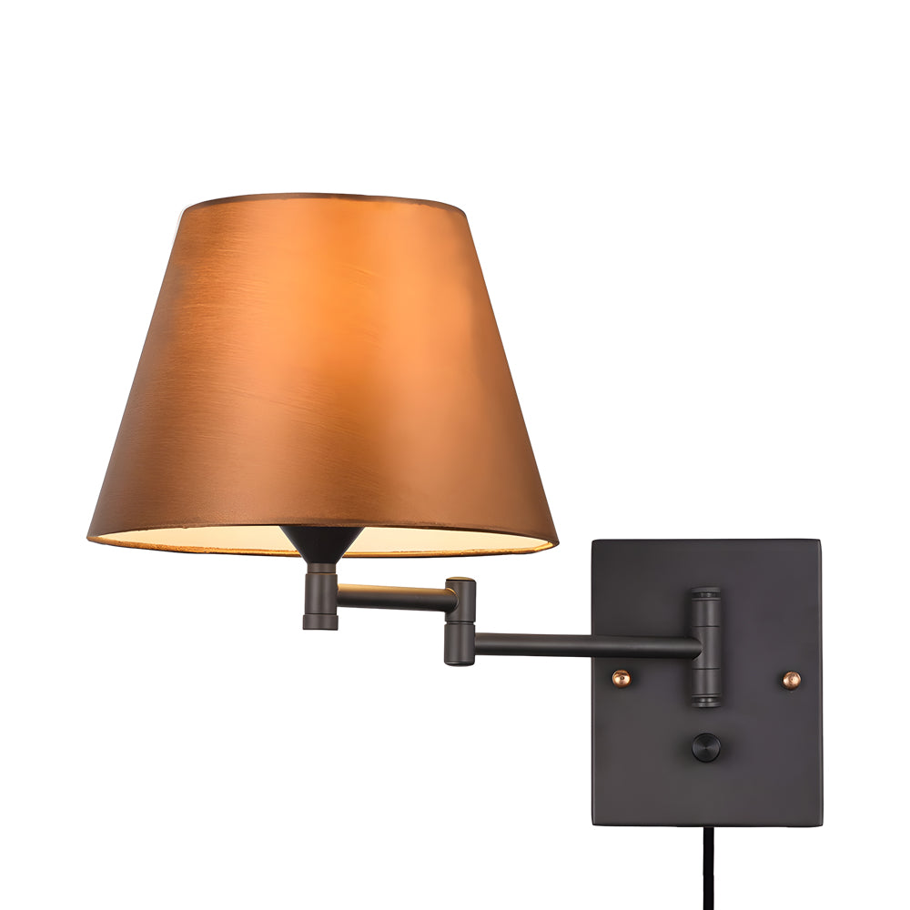 SwingLight – Verstelbare Wandlamp met Linnen Kap