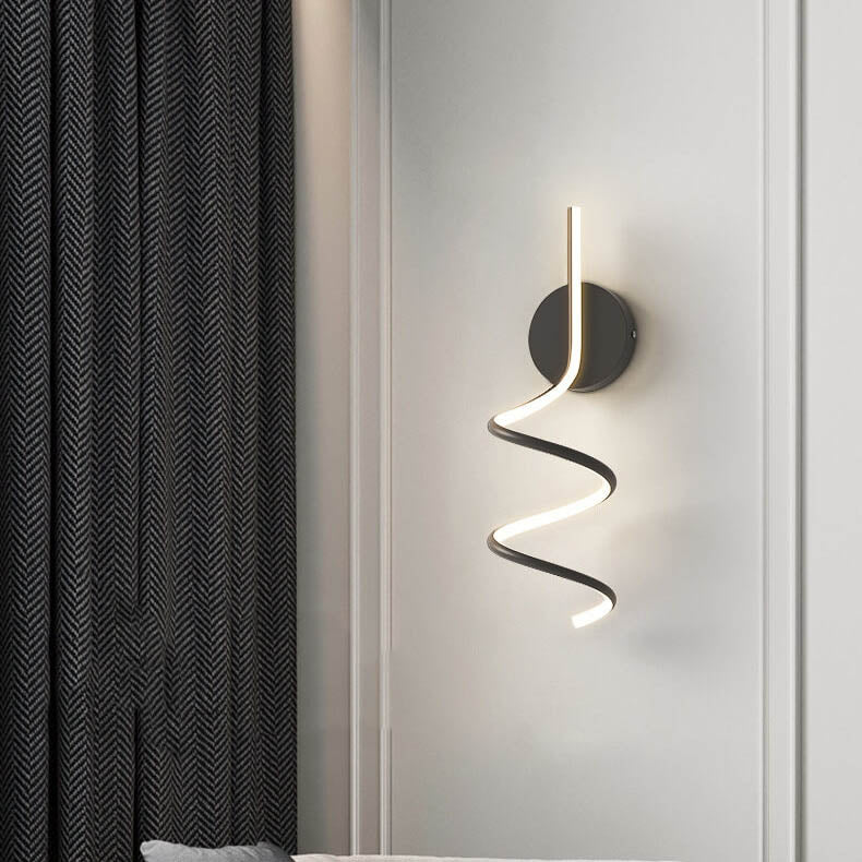 GlowWave - Strakke LED Wandlamp met Boogdesign