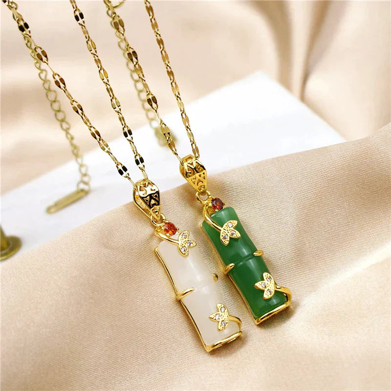 Spirituele Jade Amulet Ketting | Een Adembenemend Sieraad met Betekenis