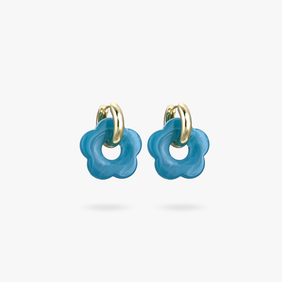 Valeria Earrings – Elegante Gouden Bloemenontwerpen