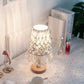 FeatherGlow Table Lamp – Luxe Tafellamp met Vereenvoudigd Design