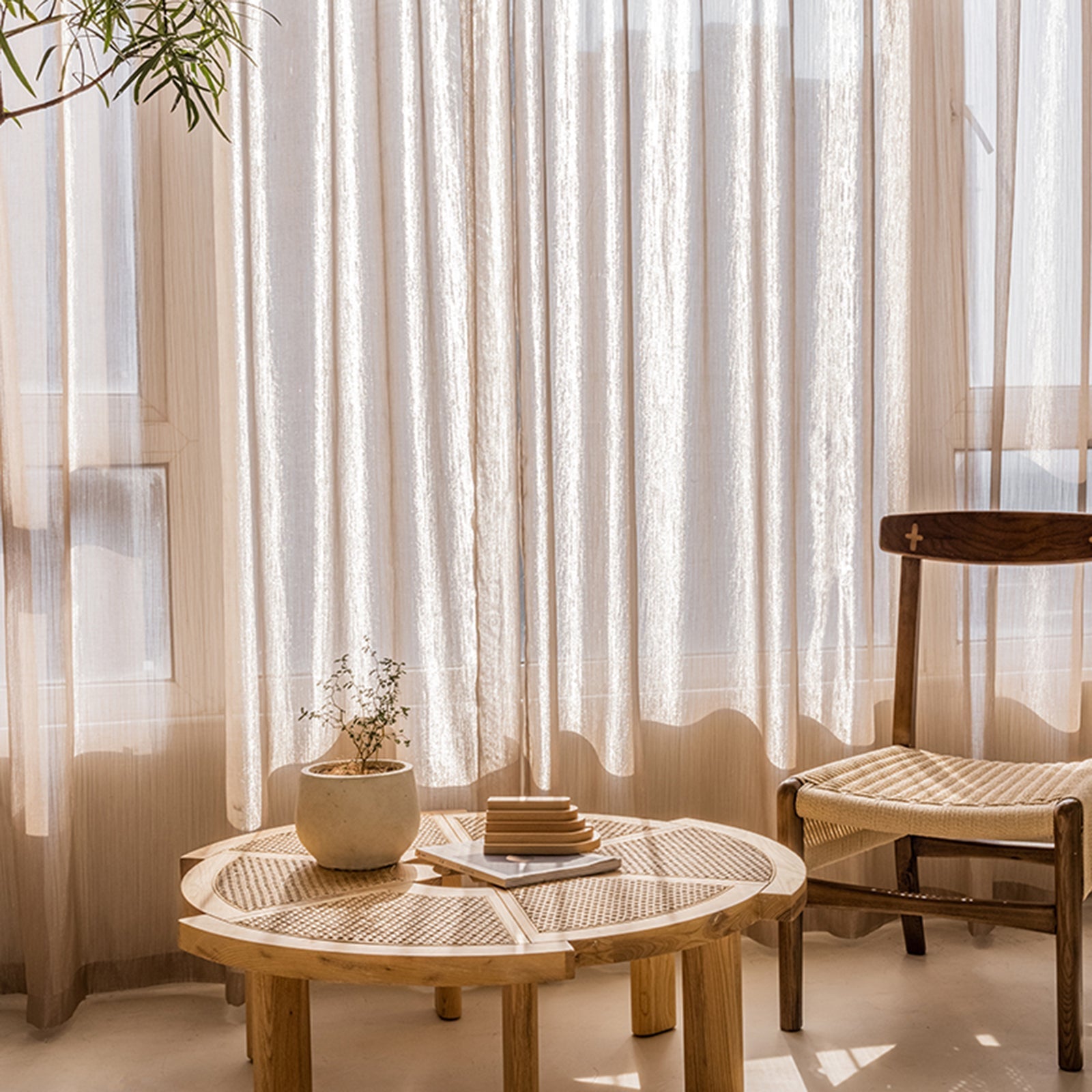 WeaveGlam Curtains - Elegante Transparante Woven Gordijnen voor Moderne Interieurs