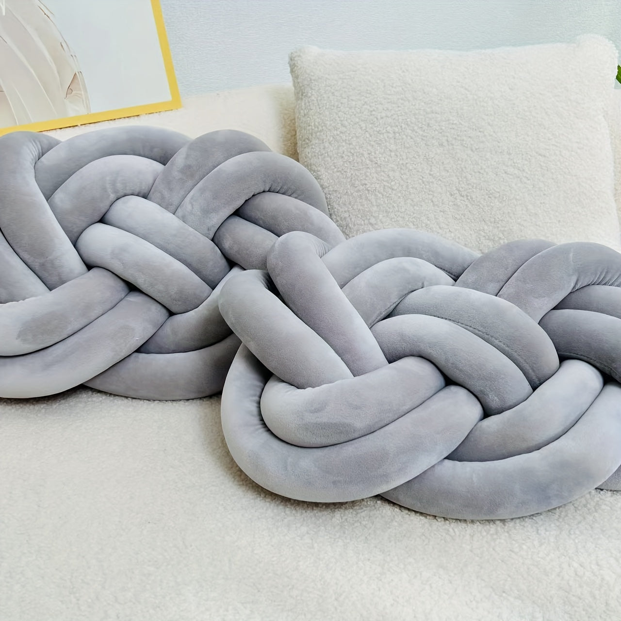 ComfortCloud Cushions - Luxe Pluche Kussens met Knoopdesign