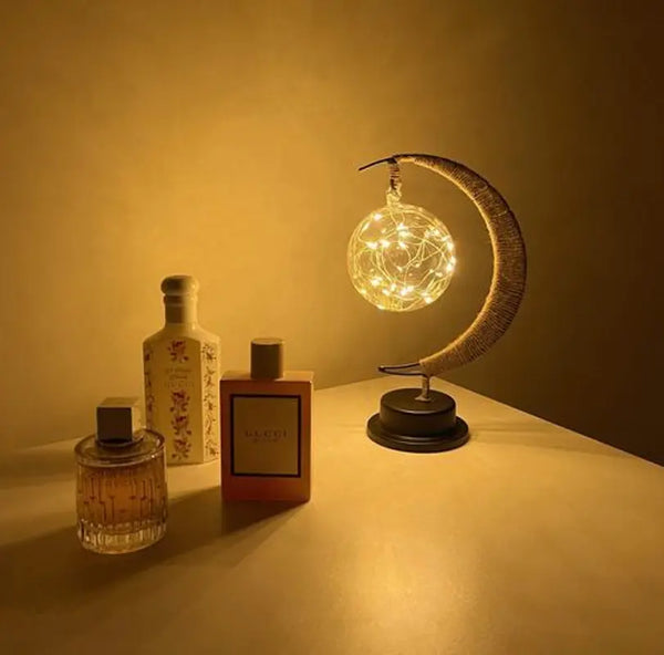 LunarGlow Tafellamp – Magische Maanlamp voor Dromerige Sferen