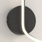 GlowWave – Strakke LED Boogwandlamp voor Sfeer