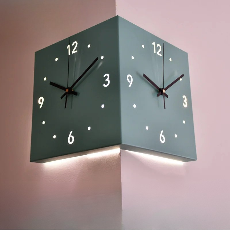 DualEdge Clock - Elegante Wandklok met Stille Mechanisme